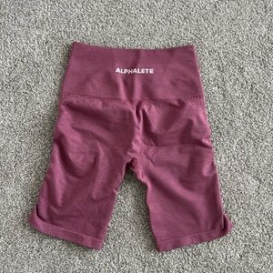 Alphalete Biker Shorts / S